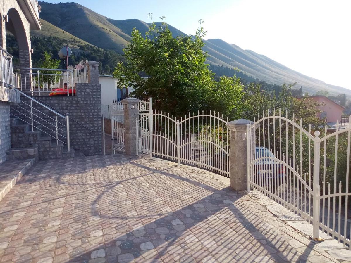 Hyka Stone House Shkoder Bed and Breakfast Εξωτερικό φωτογραφία