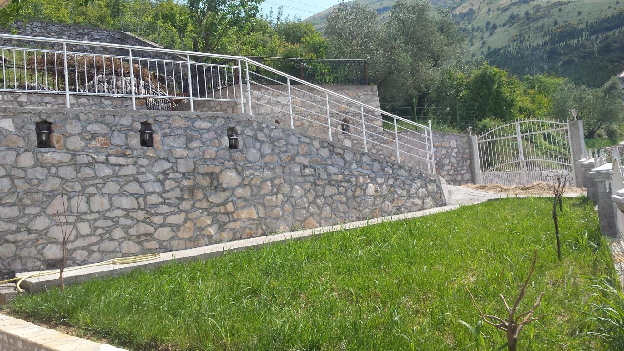 Hyka Stone House Shkoder Bed and Breakfast Εξωτερικό φωτογραφία