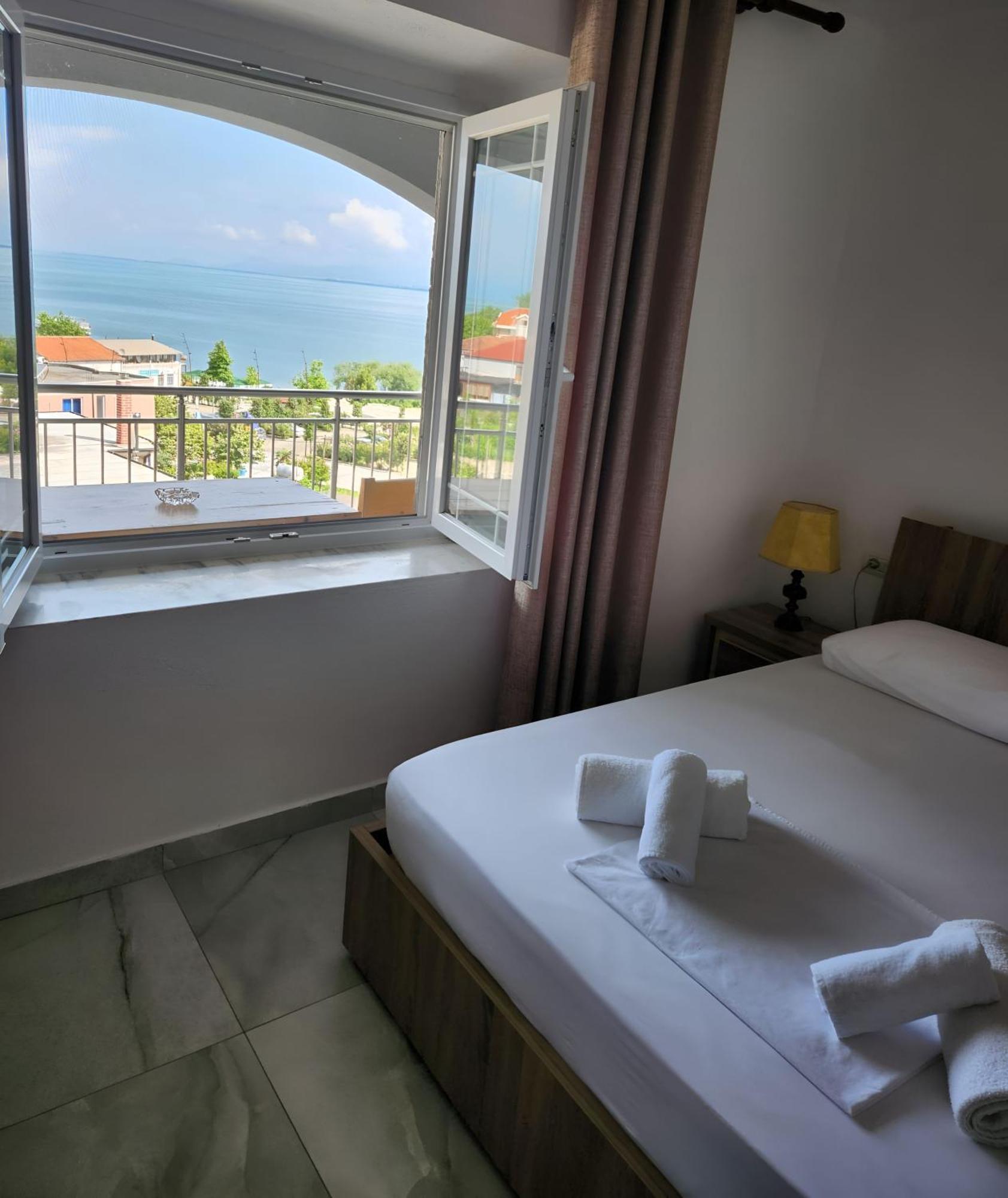 Hyka Stone House Shkoder Bed and Breakfast Εξωτερικό φωτογραφία