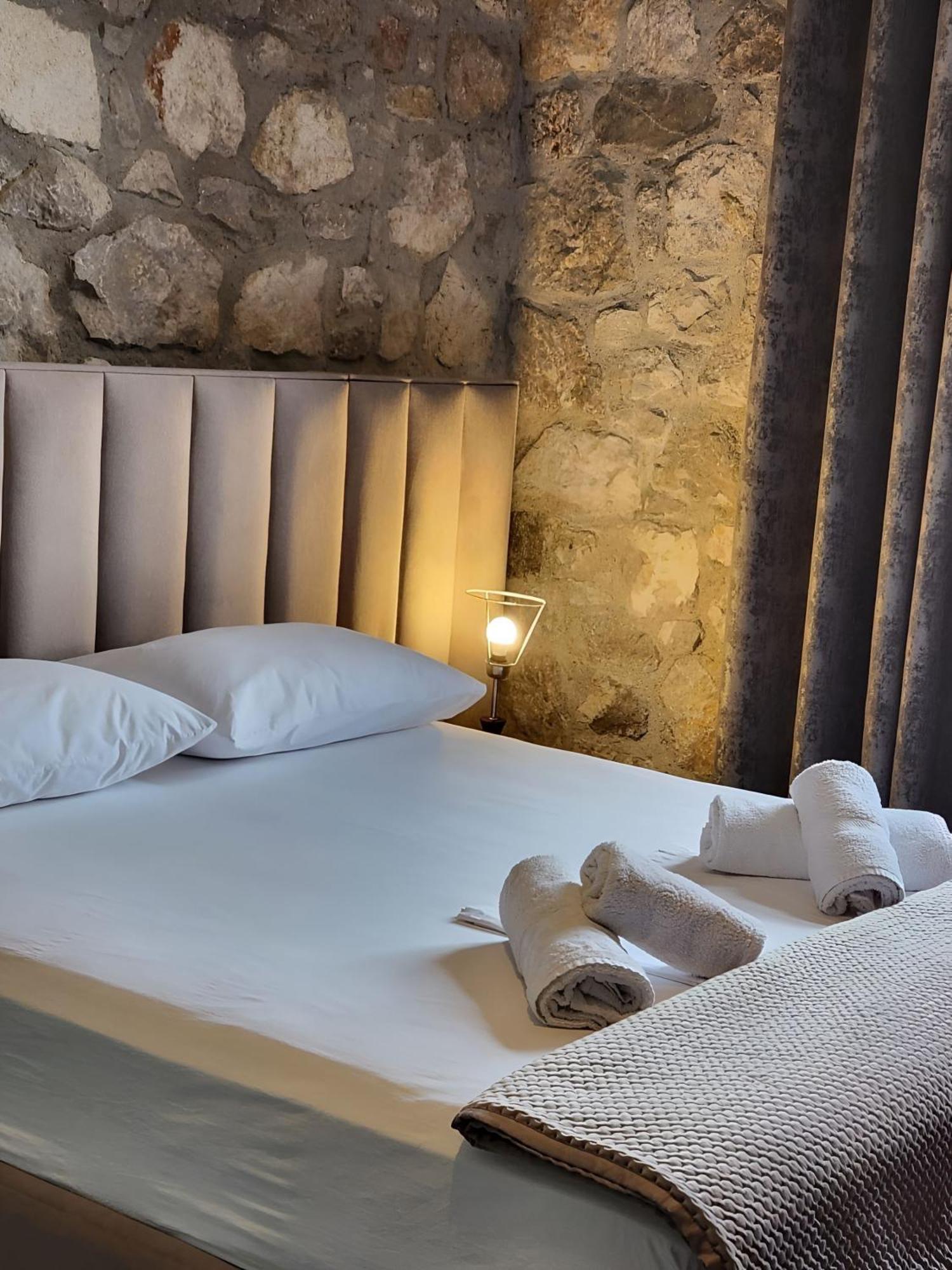 Hyka Stone House Shkoder Bed and Breakfast Εξωτερικό φωτογραφία